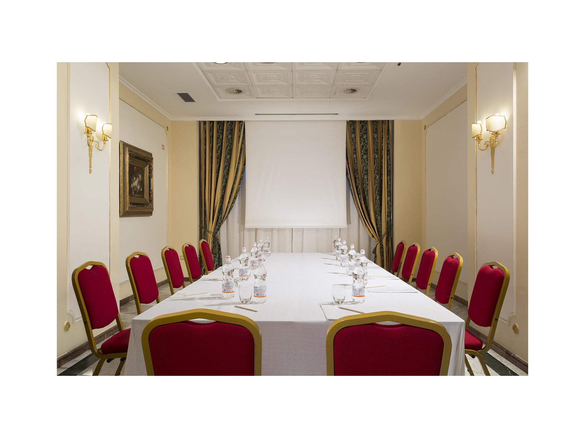 Grand Hotel Vanvitelli Caserta Esterno foto