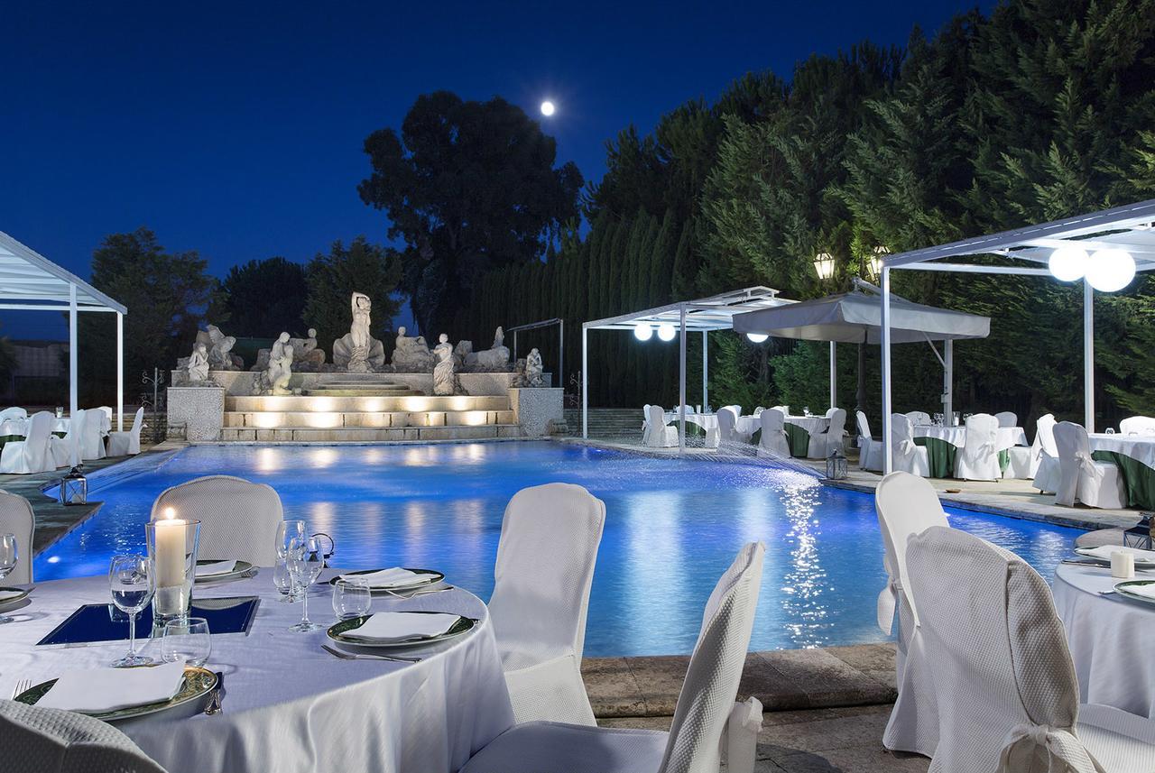 Grand Hotel Vanvitelli Caserta Esterno foto