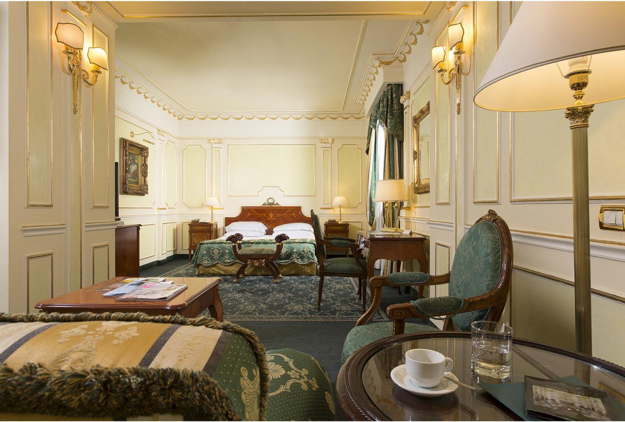Grand Hotel Vanvitelli Caserta Esterno foto